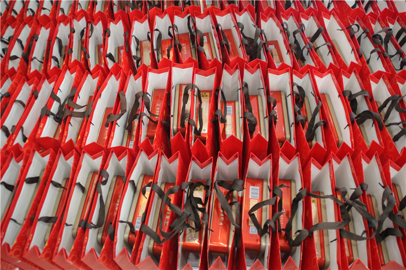 好时节，愿得年年，常见中秋月