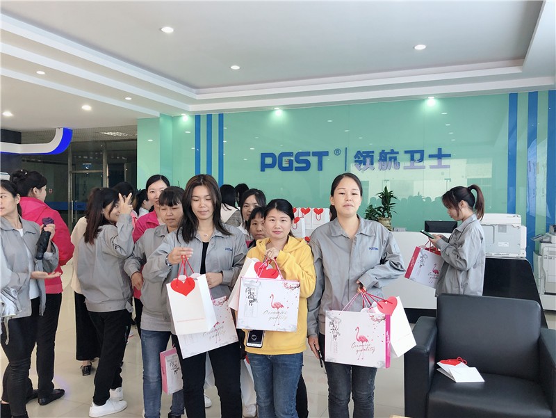 三八妇女节，PA旗舰厅集团为全体女员工发放温馨福利